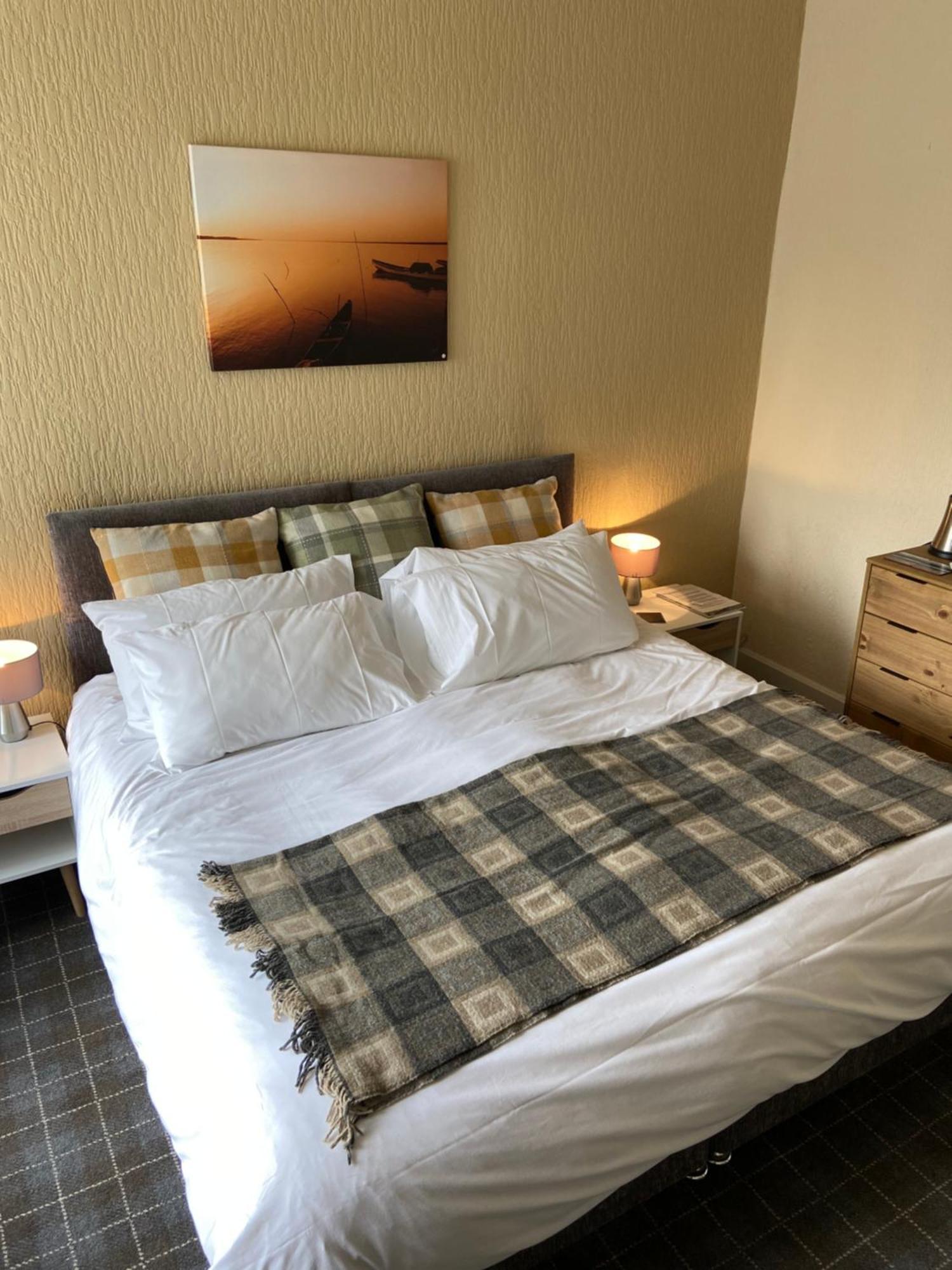 No 4 Bed & Breakfast